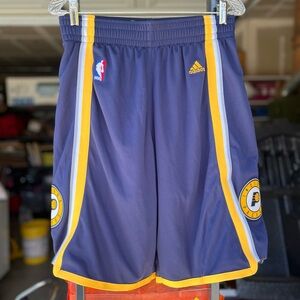NBA Adidas Indiana Pacers basketball gym shorts size M. New